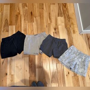 Hollister Shorts Adult Small